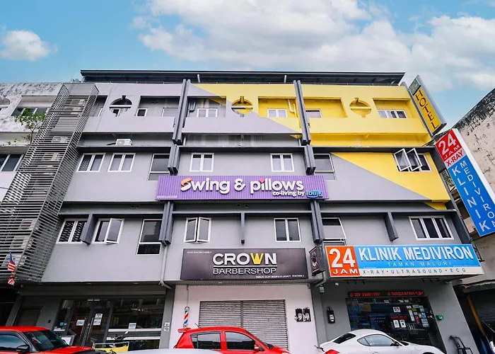 Swing & Pillows - Kl Cheras Maluri Kuala Lumpur